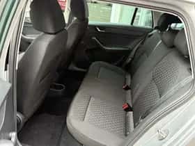 Škoda Rapid (2016) thumbnail 7