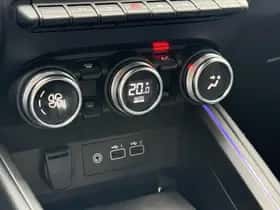Renault Clio (2023) thumbnail 13