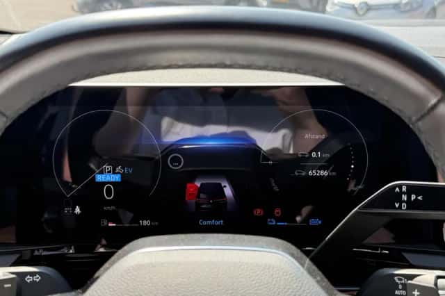 Renault Espace (2023) thumbnail 4