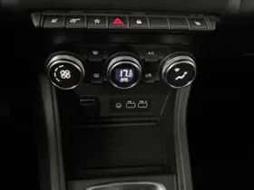 Renault Captur (2024) thumbnail 27