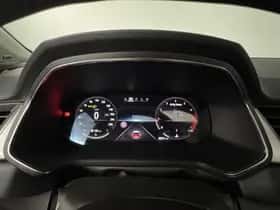 Renault Captur (2024) thumbnail 4