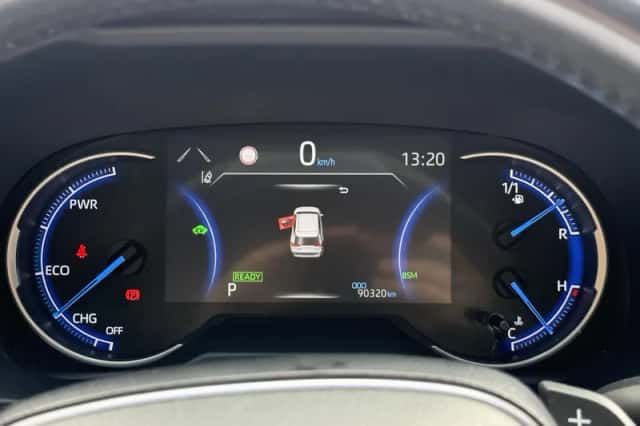 Toyota RAV4 (2020) thumbnail 4