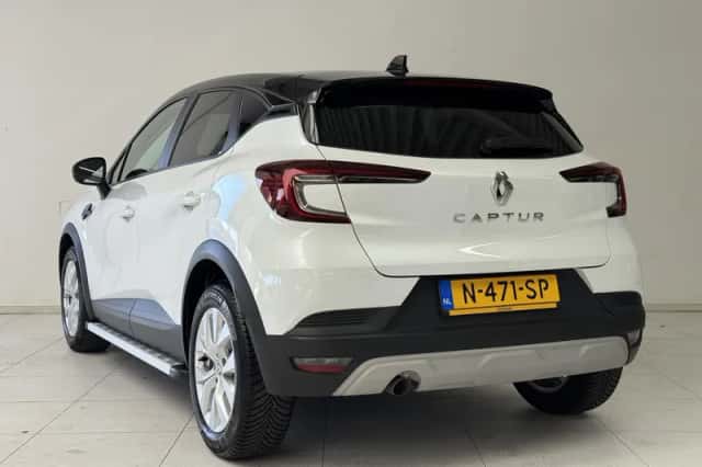 Renault Captur (2021) thumbnail 6