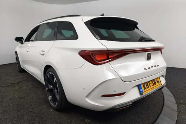 CUPRA Leon Sportstourer (2022) thumbnail 6