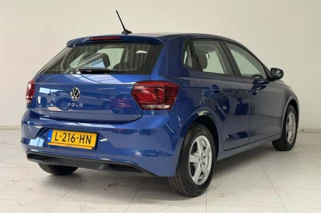 Volkswagen Polo (2021) thumbnail 2