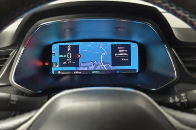 Renault Captur (2025) thumbnail 4