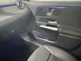 Mercedes-Benz GLA (2020) thumbnail 32