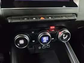 Renault Clio (2024) thumbnail 13