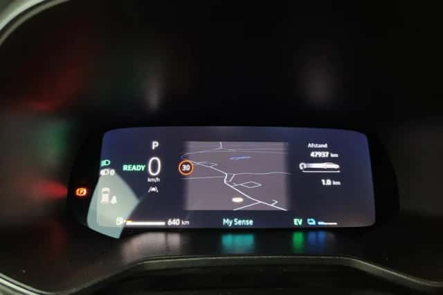 Renault Clio (2024) thumbnail 4