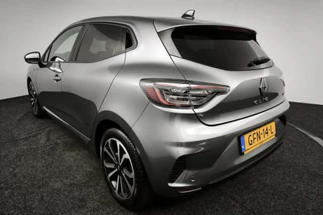 Renault Clio (2024) thumbnail 6