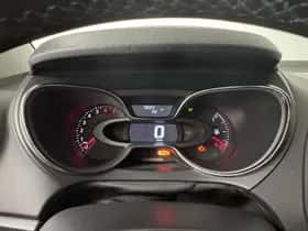 Renault Captur (2019) thumbnail 3