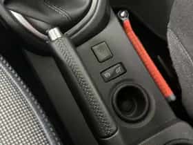 Renault Captur (2019) thumbnail 30