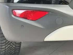 Kia Stonic (2018) thumbnail 37