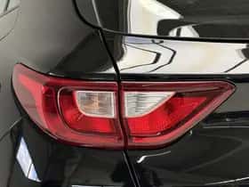 Kia Stonic (2018) thumbnail 38