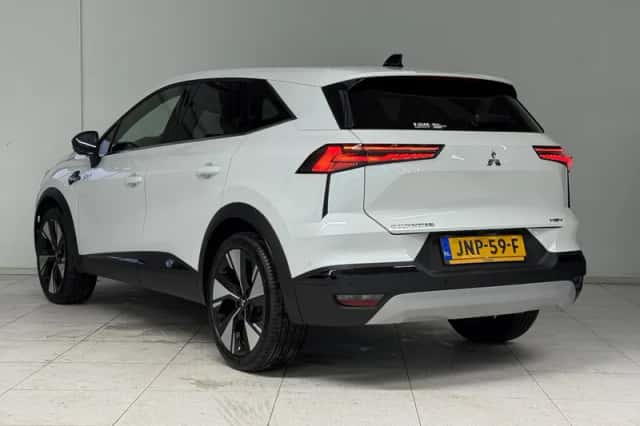 Mitsubishi Grandis (2025) thumbnail 6