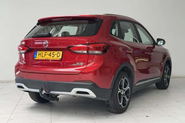 MG ZS (2025) thumbnail 2