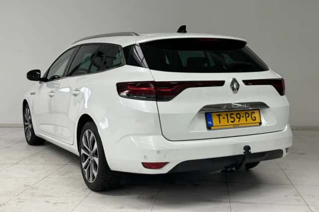 Renault Mégane (2023) thumbnail 6