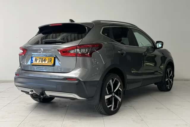 Nissan Qashqai (2019) thumbnail 2