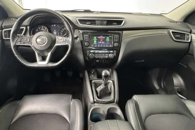 Nissan Qashqai (2019) thumbnail 3