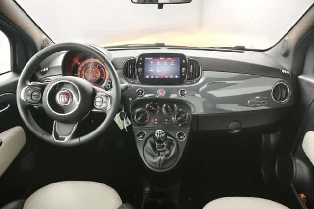 Fiat 500 (2022) thumbnail 3