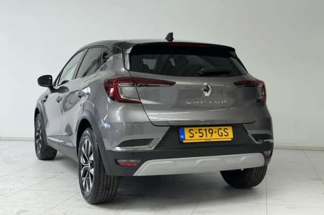 Renault Captur (2023) thumbnail 6