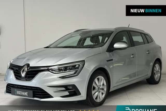 Renault Mégane E-Tech (2022) thumbnail 1