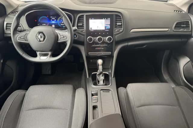 Renault Mégane E-Tech (2022) thumbnail 3