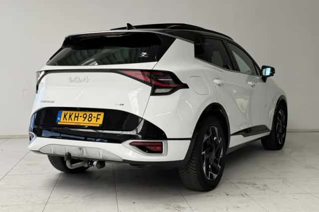 Kia Sportage (2022) thumbnail 2