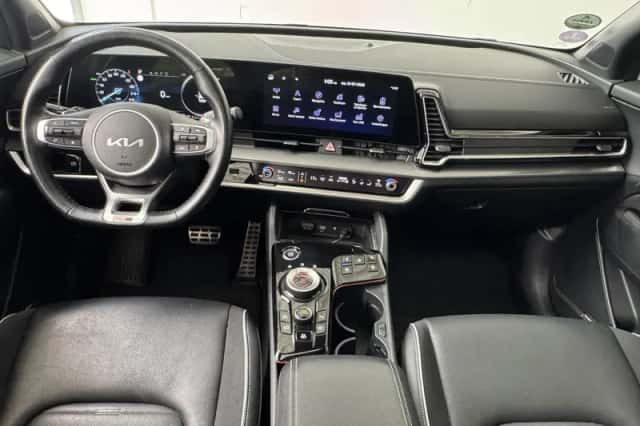 Kia Sportage (2022) thumbnail 3