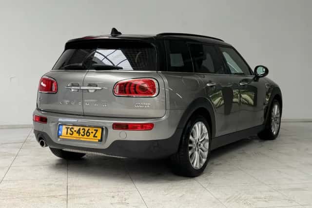 MINI Clubman (2018) thumbnail 2