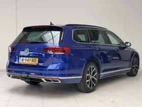 Volkswagen Passat (2020) thumbnail 2