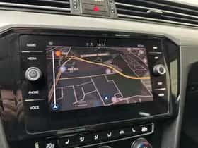 Volkswagen Passat (2020) thumbnail 11