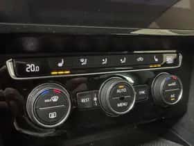 Volkswagen Passat (2020) thumbnail 14