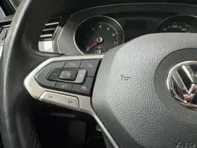 Volkswagen Passat (2020) thumbnail 17