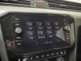 Volkswagen Passat (2020) thumbnail 31