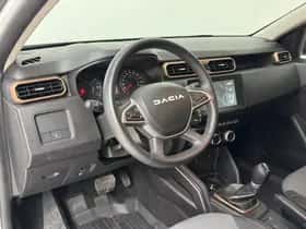 Dacia Duster (2023) thumbnail 23