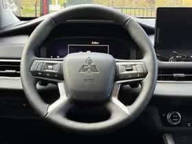 Mitsubishi Outlander (2026) thumbnail 11