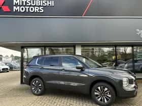 Mitsubishi Outlander (2026) thumbnail 7