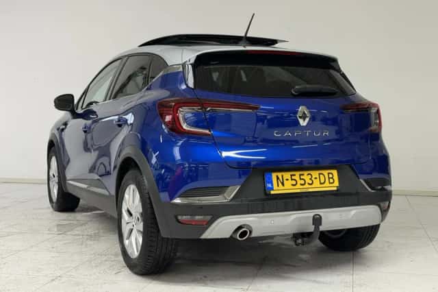 Renault Captur (2021) thumbnail 6