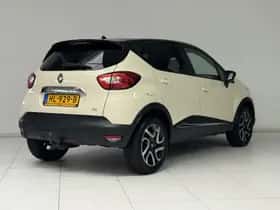 Renault Captur (2015) thumbnail 2