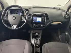 Renault Captur (2015) thumbnail 3