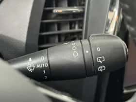 Renault Captur (2015) thumbnail 29