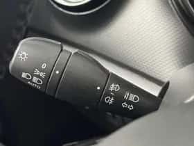 Renault Captur (2015) thumbnail 30