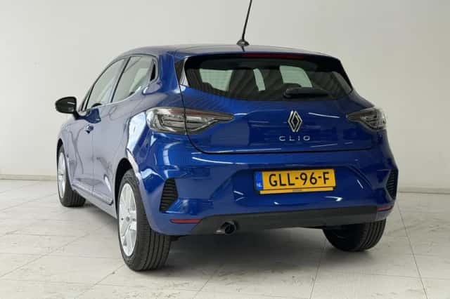 Renault Clio (2024) thumbnail 6