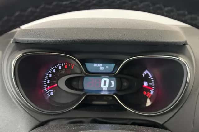 Renault Captur (2019) thumbnail 4
