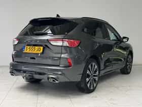 Ford Kuga (2022) thumbnail 2