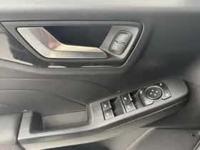Ford Kuga (2022) thumbnail 19