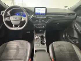 Ford Kuga (2022) thumbnail 3