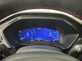 Ford Kuga (2022) thumbnail 4