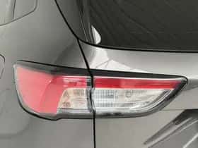 Ford Kuga (2022) thumbnail 33